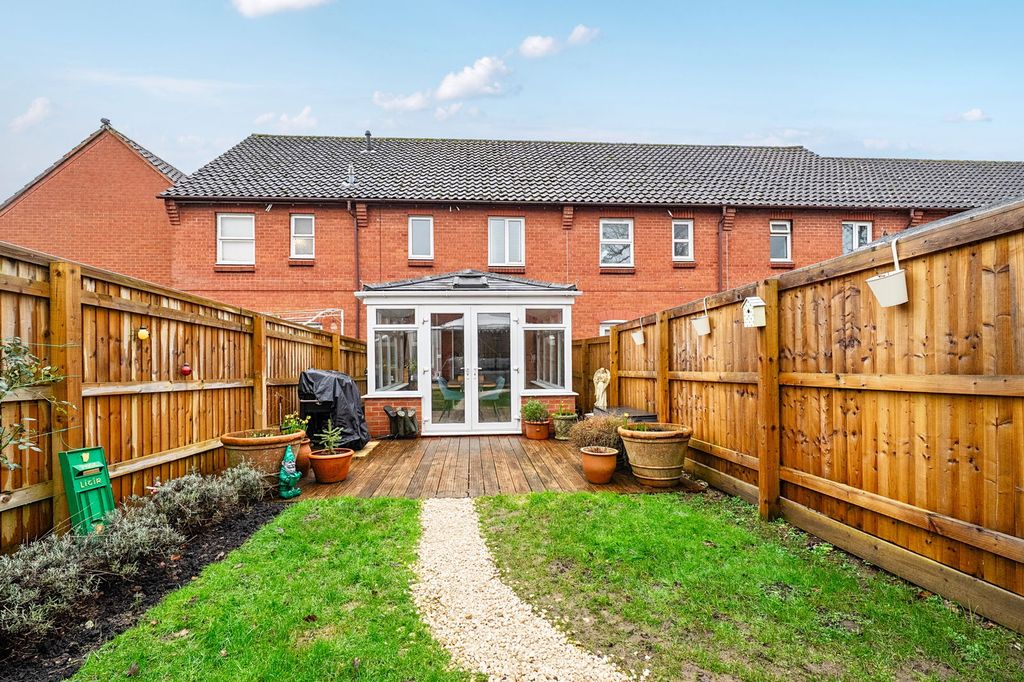 Property photo 3 of 17