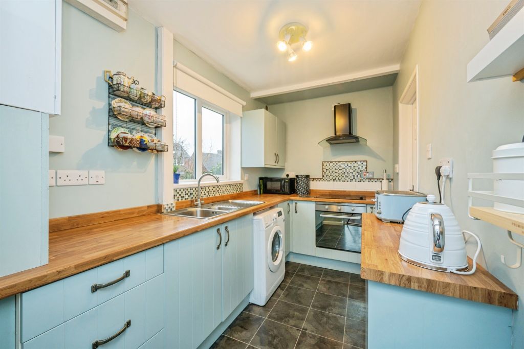 Property photo 3 of 18