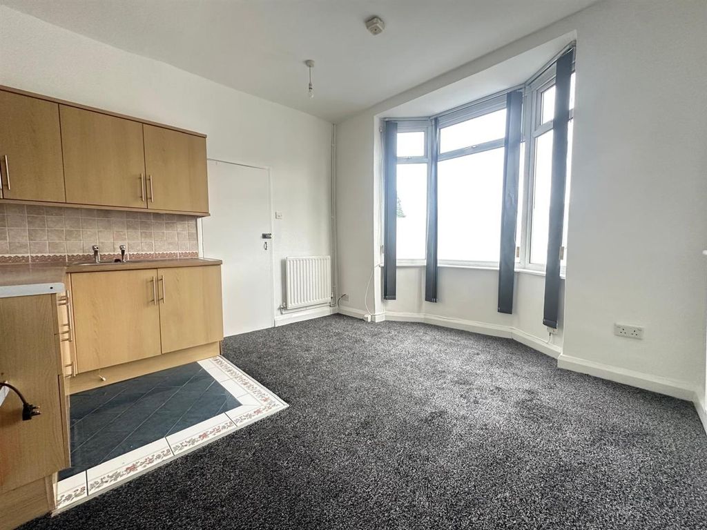 Property photo 3 of 12 Whatsapp Image 2025-12-05 At 1.27.45 Pm (12).Jpeg