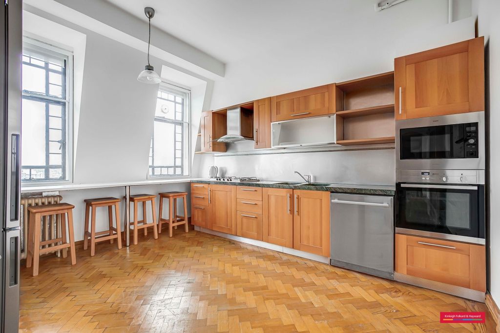 Property photo 2 of 15 Kitchen