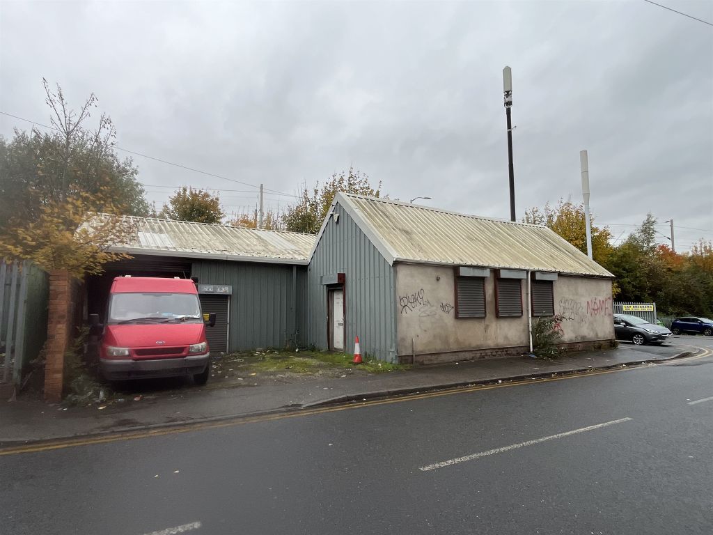 Property photo 1 of 2