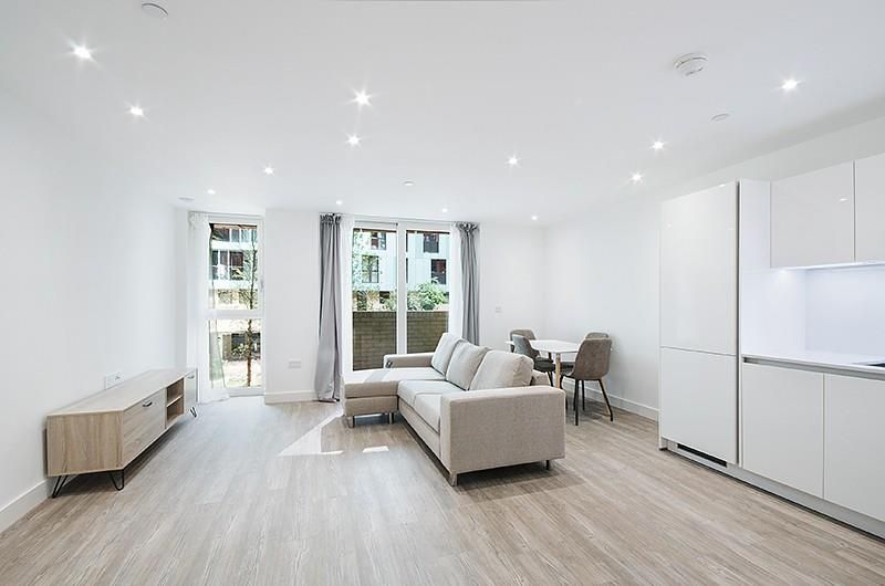 Property photo 2 of 11 Reception (Main)