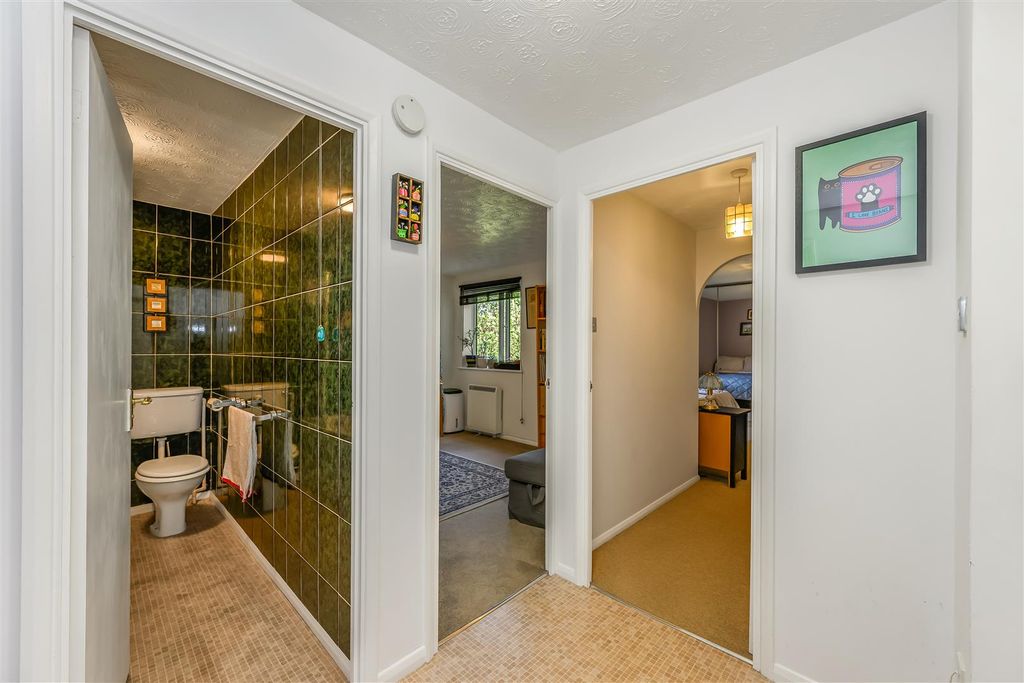 Property photo 2 of 22