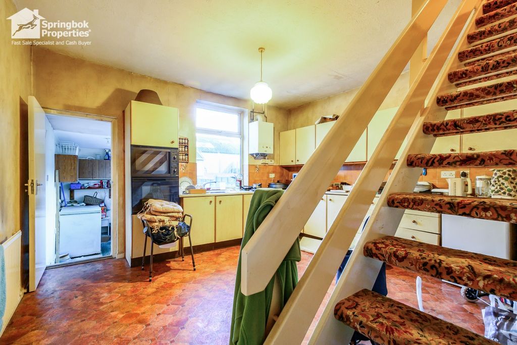 Property photo 2 of 9 Image 2