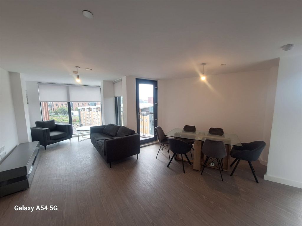 Property photo 2 of 4 Picture No. 04