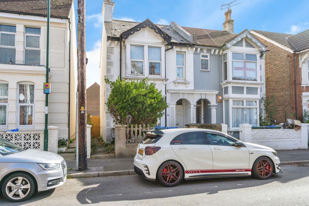 Property photo 1 of 16