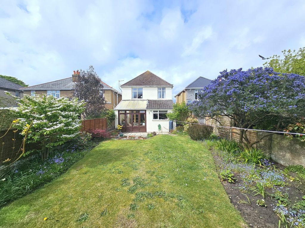 Property photo 1 of 27