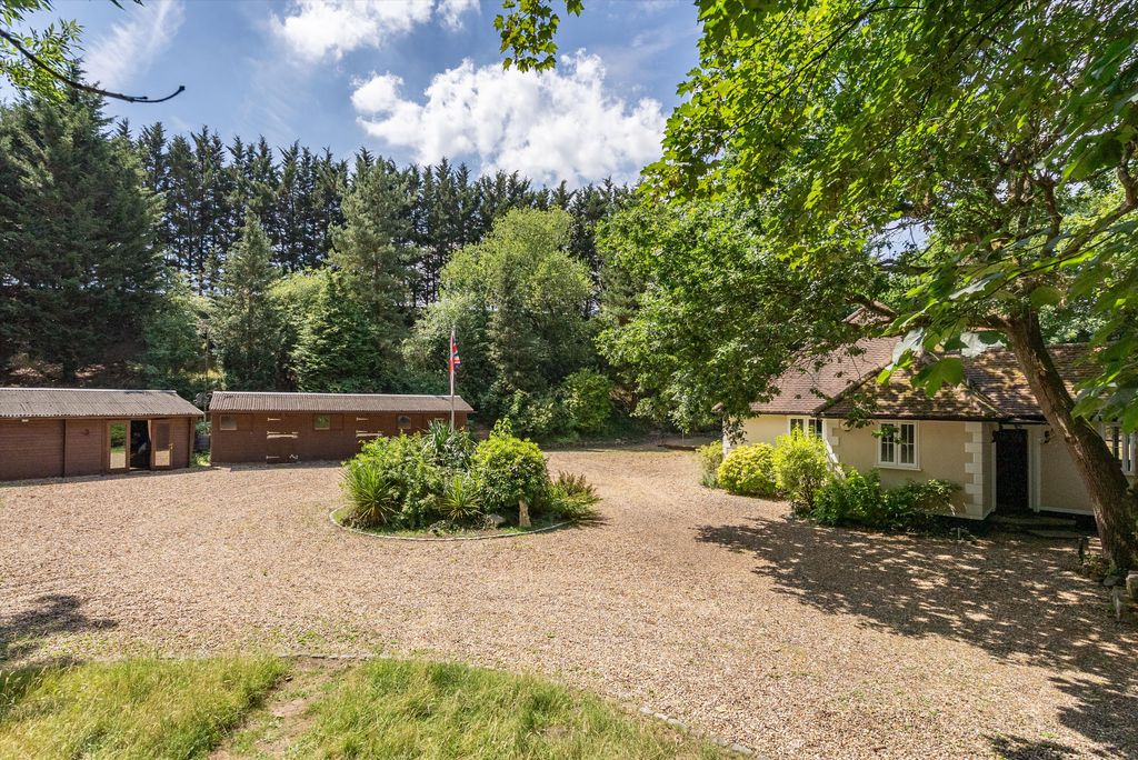 Property photo 2 of 28 Image