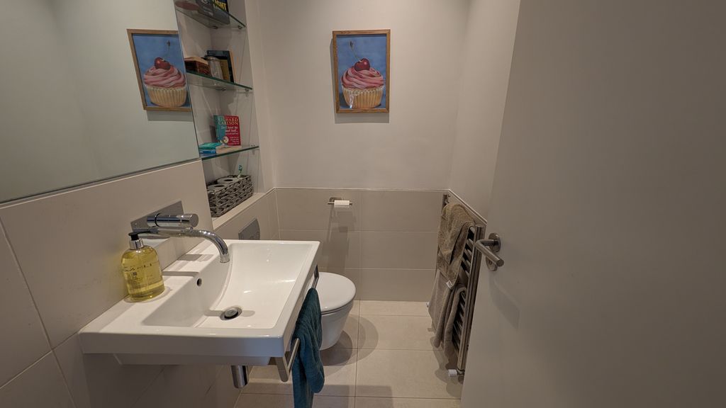 Property photo 3 of 12