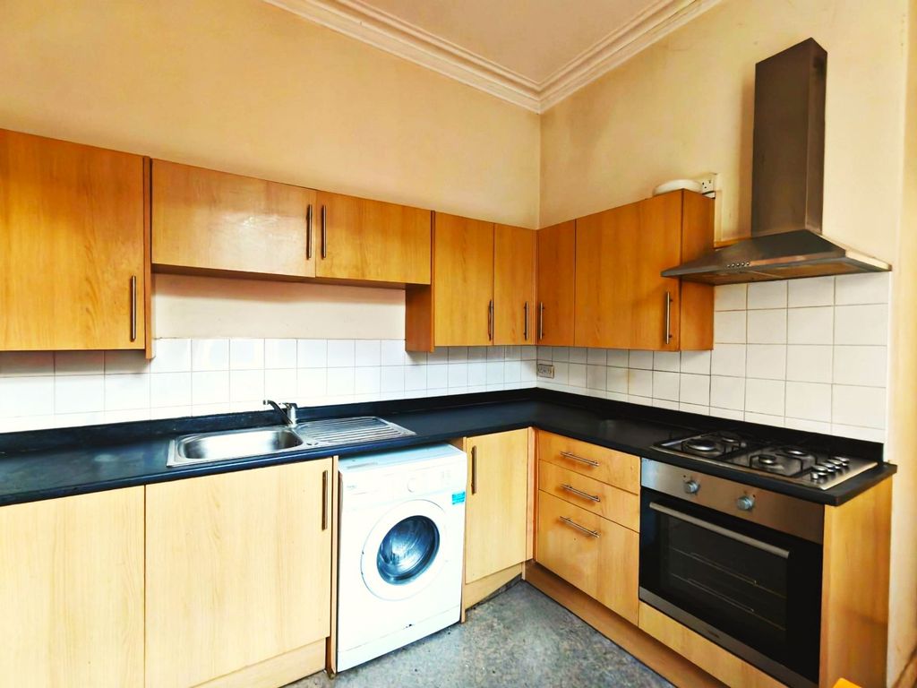 Property photo 1 of 4