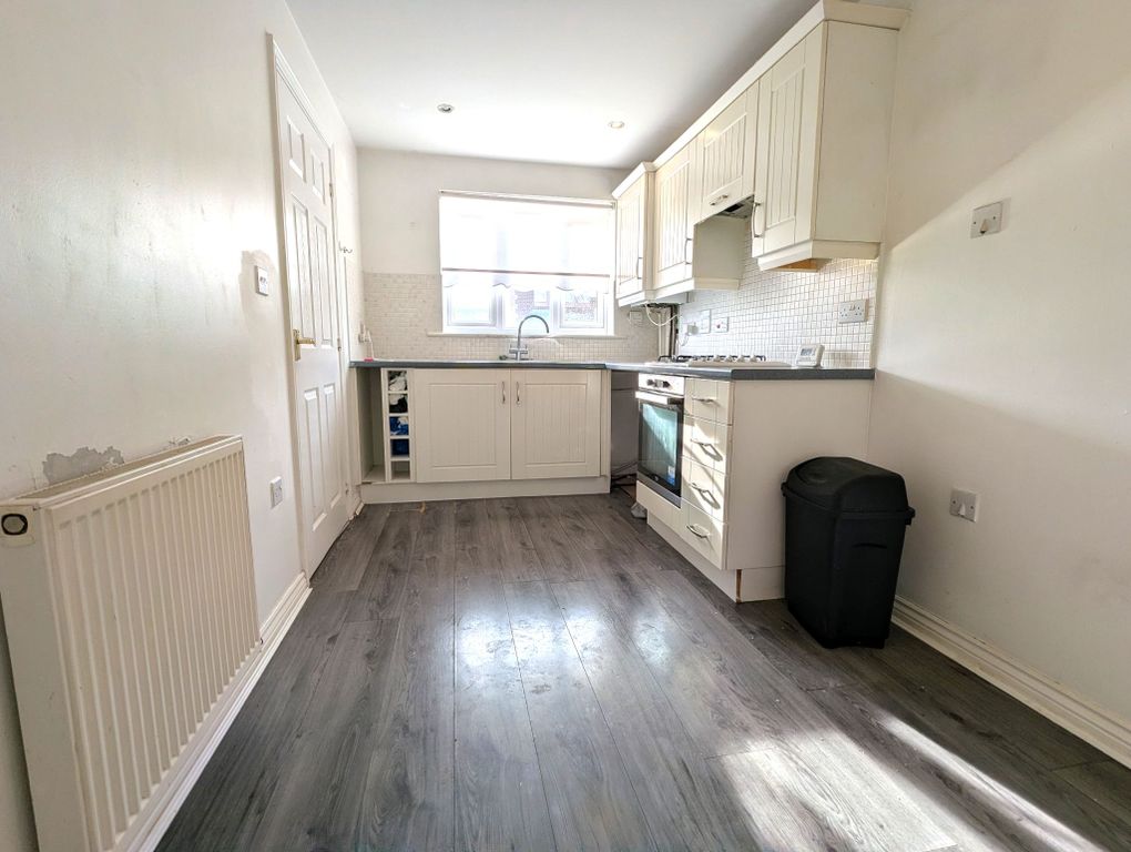 Property photo 3 of 12 Photograph 3