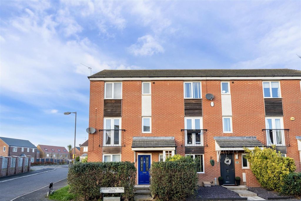 Property photo 1 of 11 External