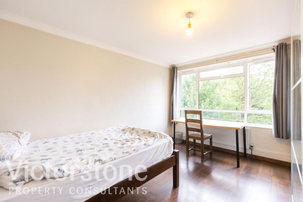 Property photo 1 of 11 1192892