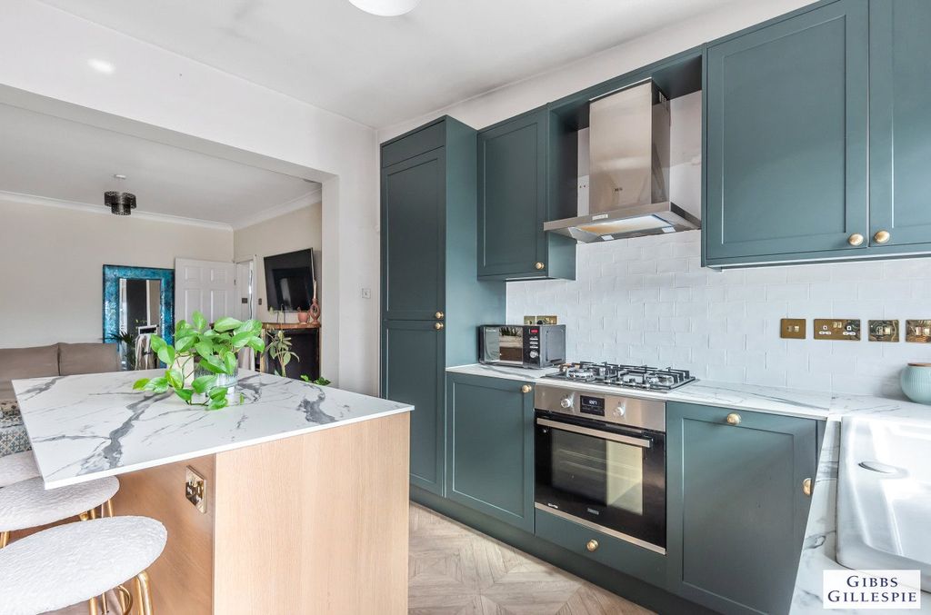 Property photo 1 of 9 Picture No. 14