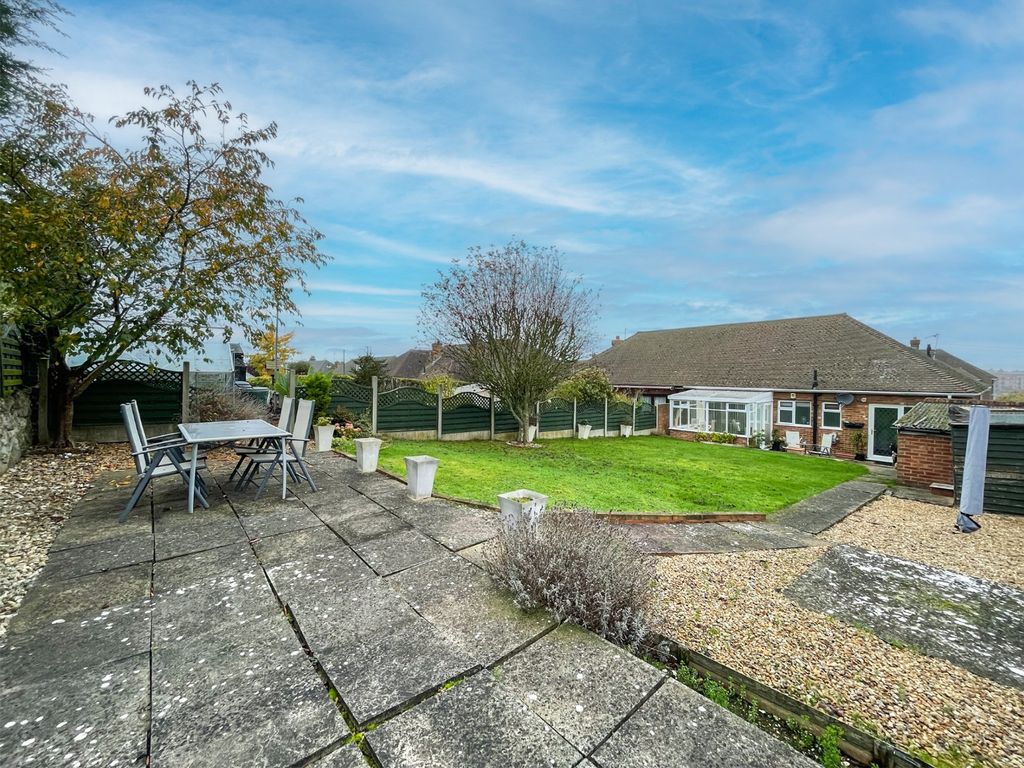 Property photo 3 of 17 3673356