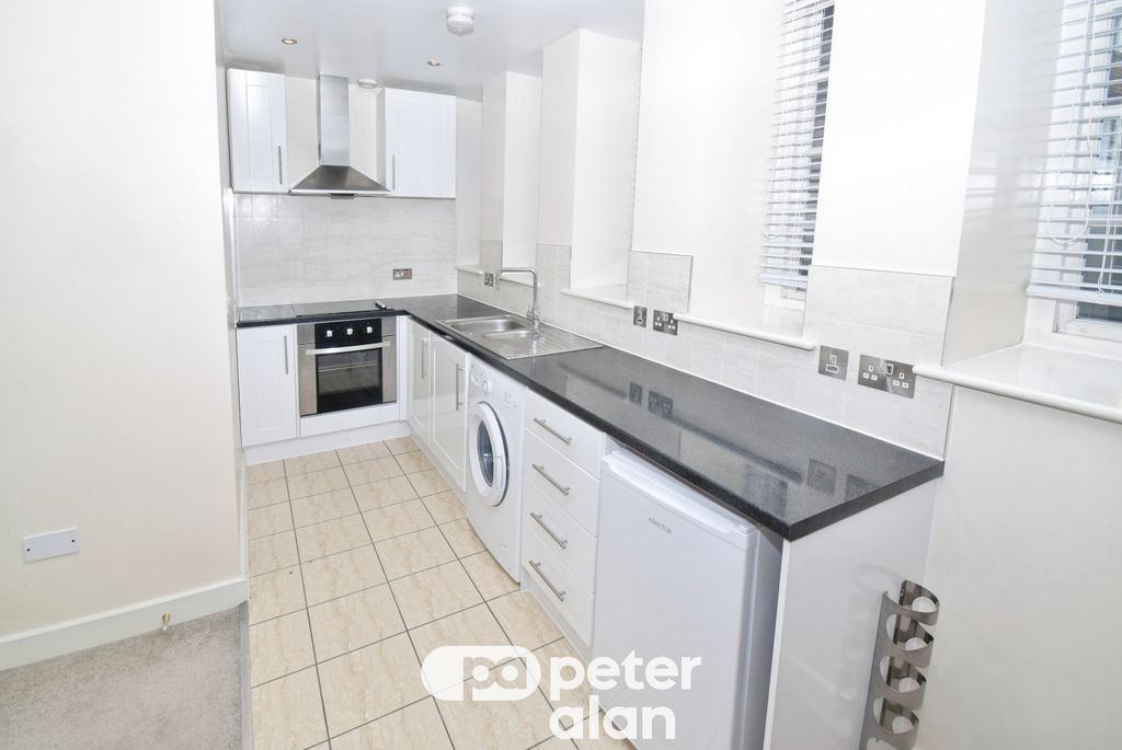 Property photo 3 of 8 Image