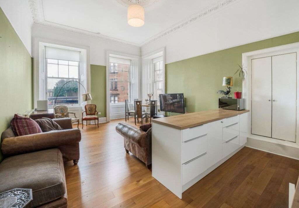 Property photo 2 of 9 B