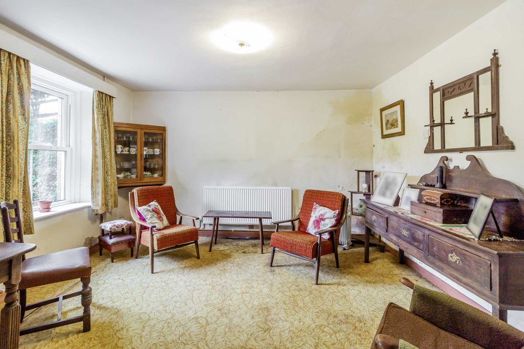 Property photo 3 of 30