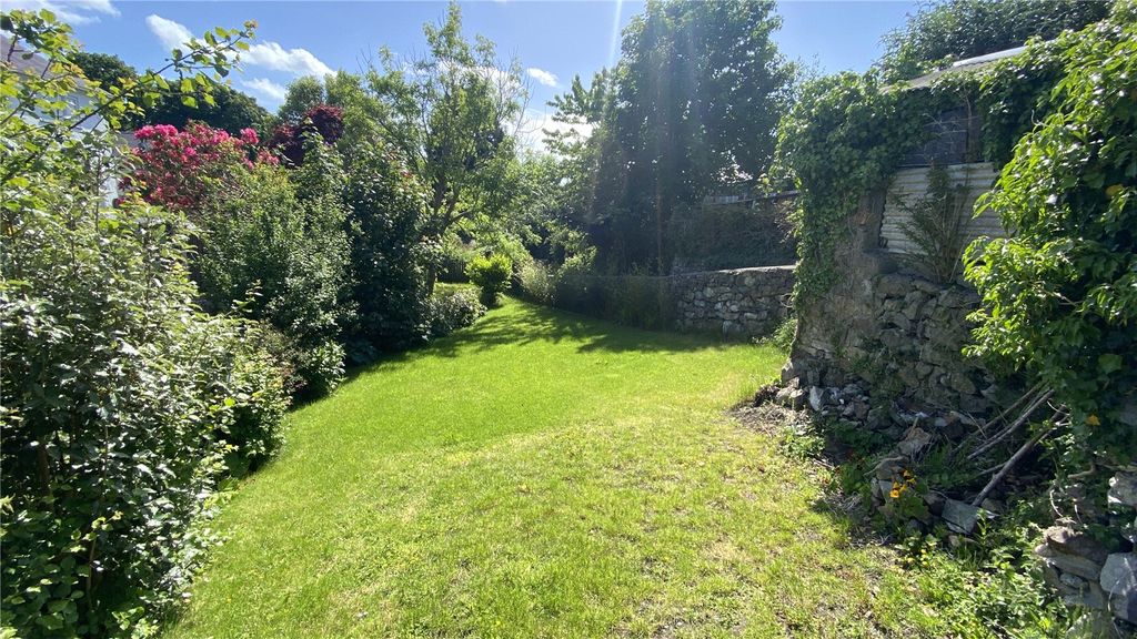 Property photo 2 of 13 Picture No. 04