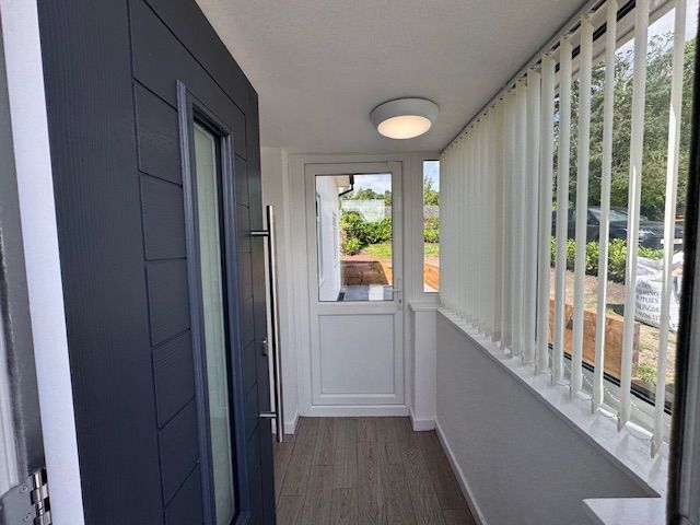 Property photo 2 of 35