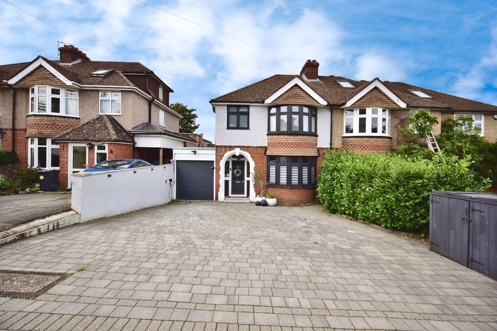 Property photo 1 of 17 Photo