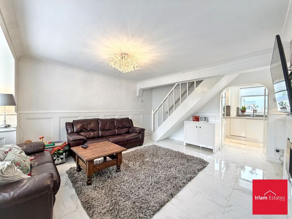 Property photo 2 of 29