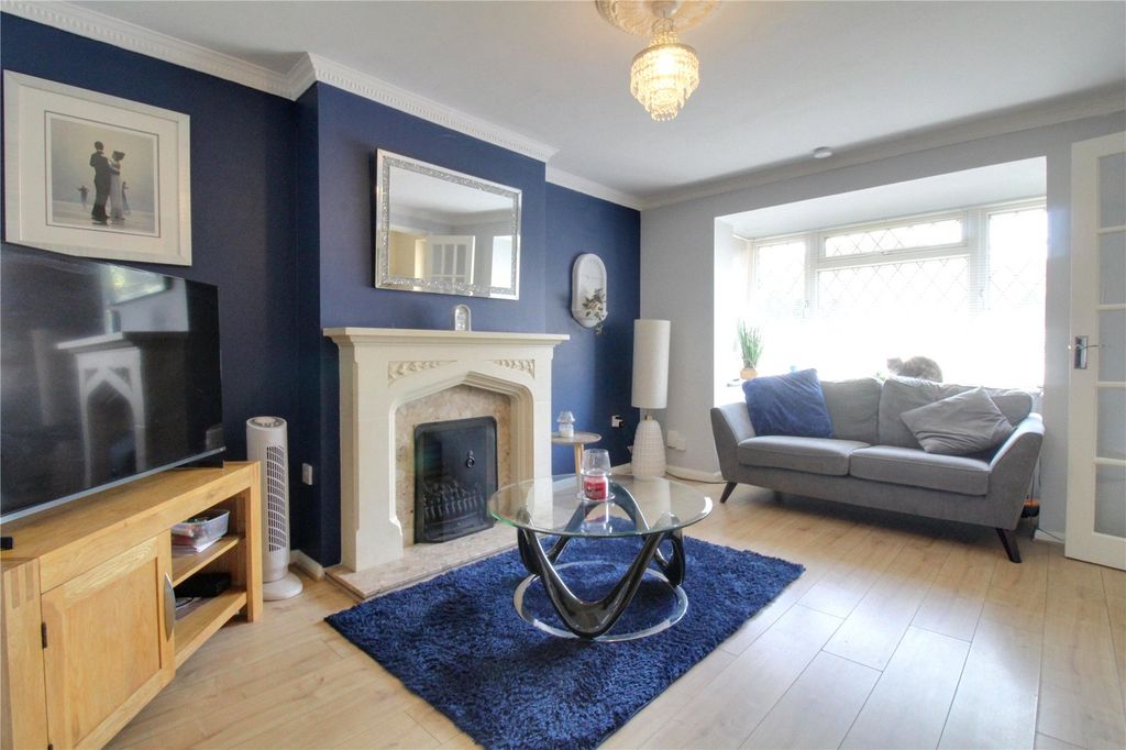 Property photo 2 of 20 Picture No. 17