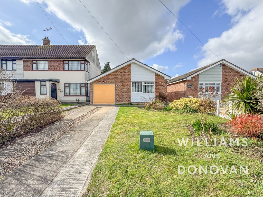 Property photo 1 of 18 Watermark