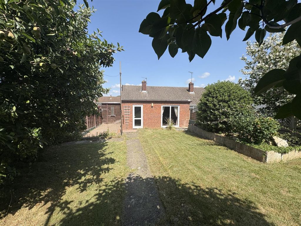 Property photo 2 of 10