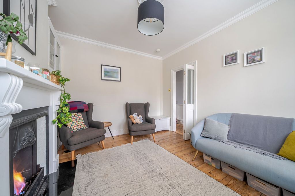 Property photo 3 of 21