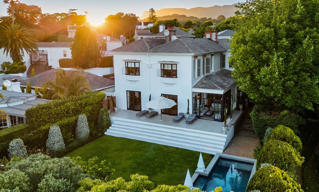 Property photo 3 of 54 Kw1720411