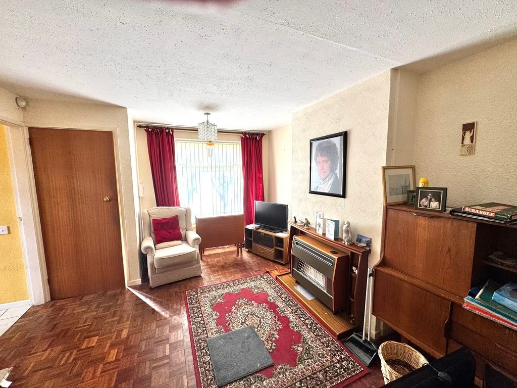 Property photo 2 of 8 Photo 8