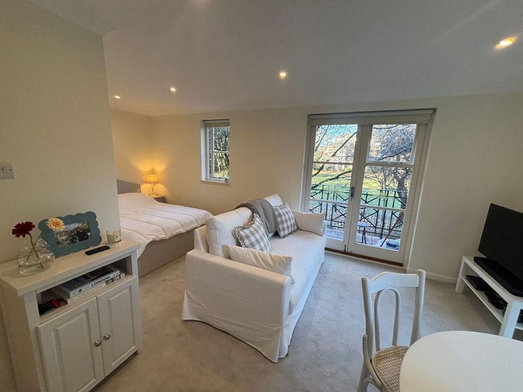 Property photo 3 of 13 Living Room