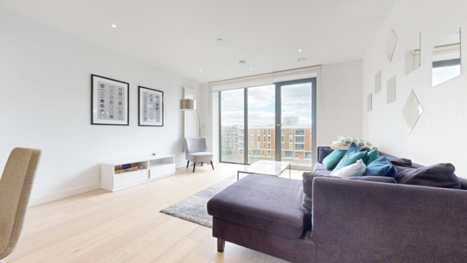 Property photo 2 of 12 Photo 2