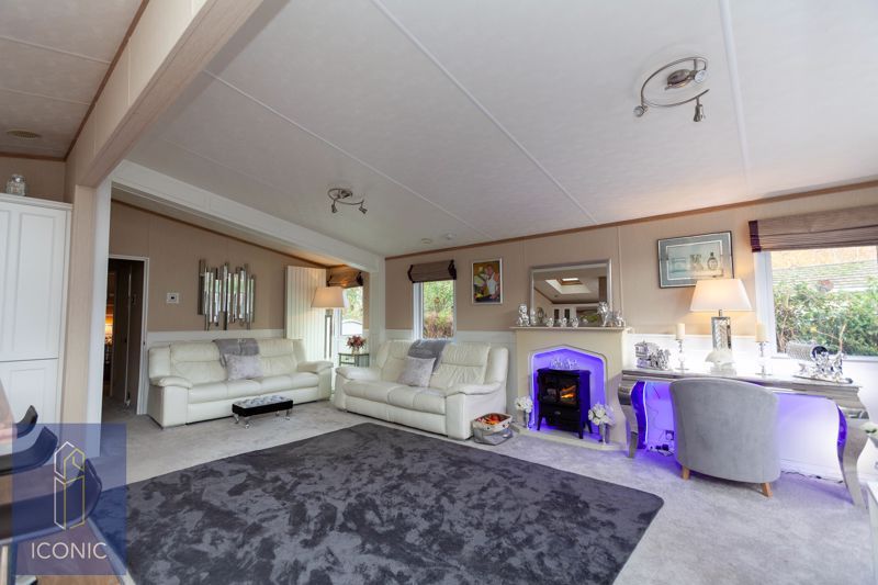 Property photo 2 of 12 Photo 7