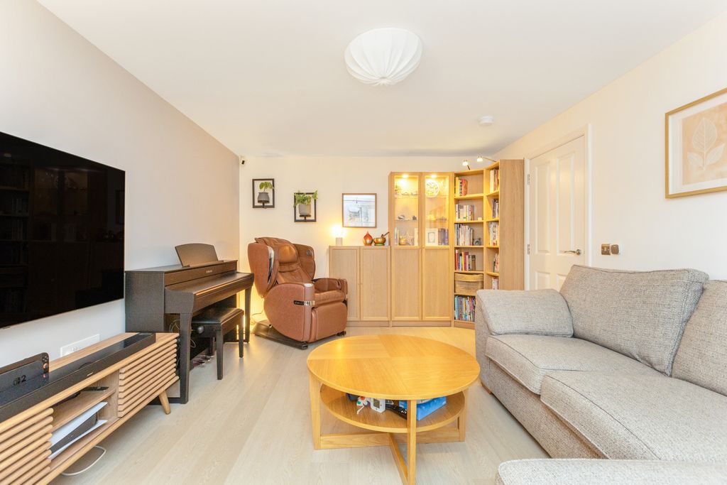 Property photo 3 of 28 Property Image 3