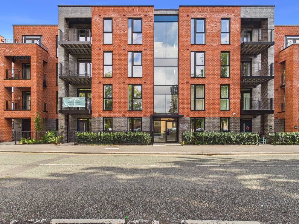 Property photo 1 of 15 Giraffe360-Still019