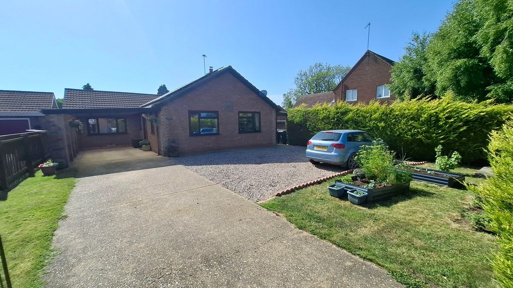 Property photo 1 of 43