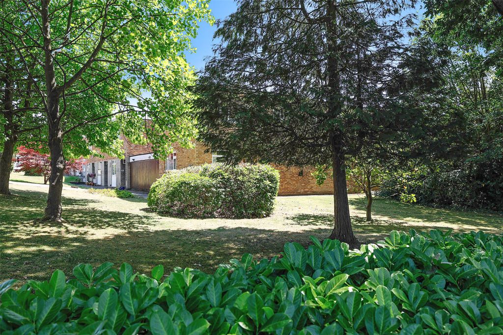 Property photo 1 of 18 Picture No. 23