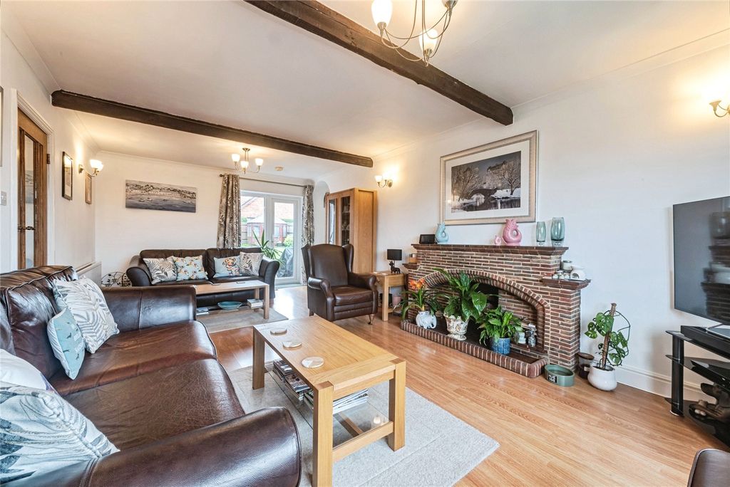 Property photo 2 of 24 Picture No. 74