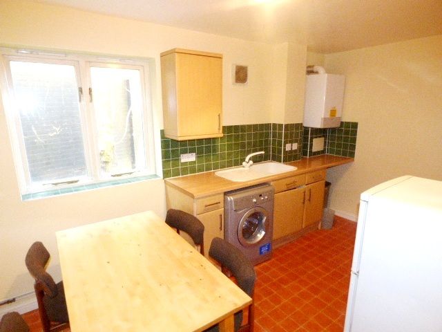 Property photo 3 of 11