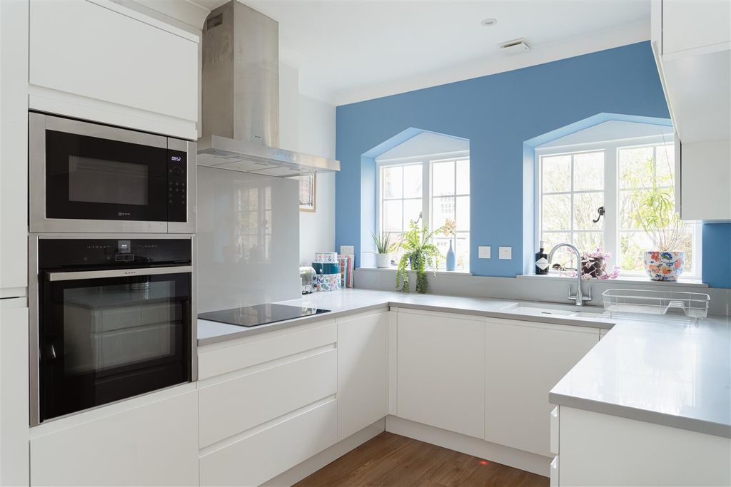 Property photo 3 of 19 5.Jpg