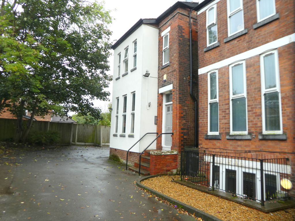 Property photo 2 of 23