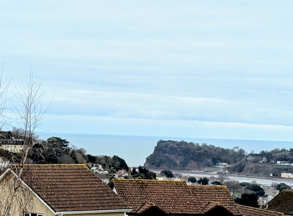 Property photo 1 of 16 Sea View