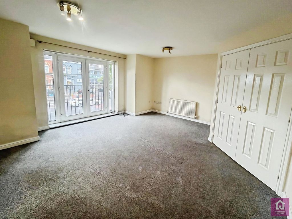 Property photo 2 of 12 Pbox-Img.Jpg