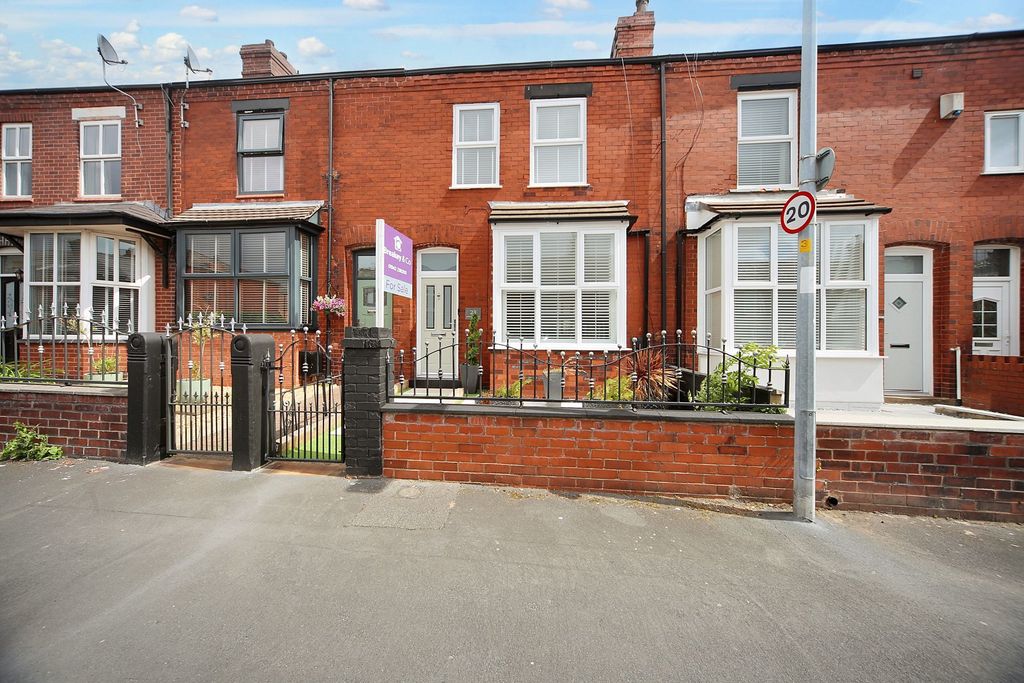 Property photo 1 of 23