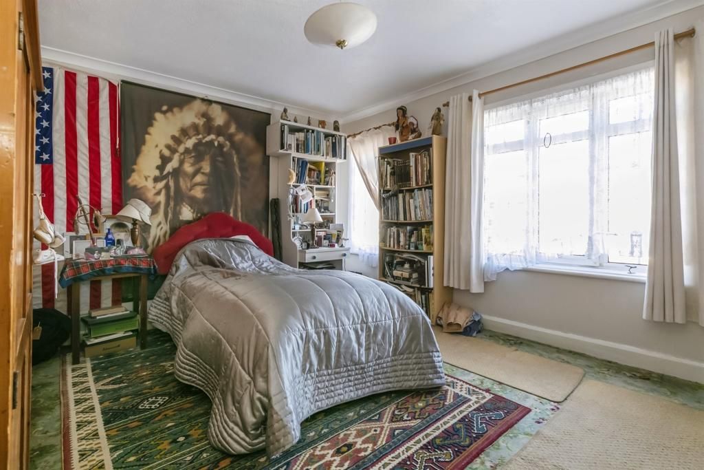 Property photo 3 of 13