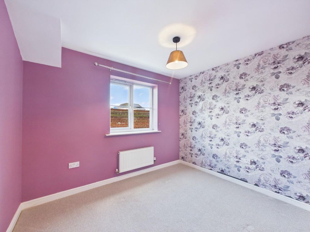 Property photo 3 of 13 Cam05010G0-Pr0130-Still005.Jpg