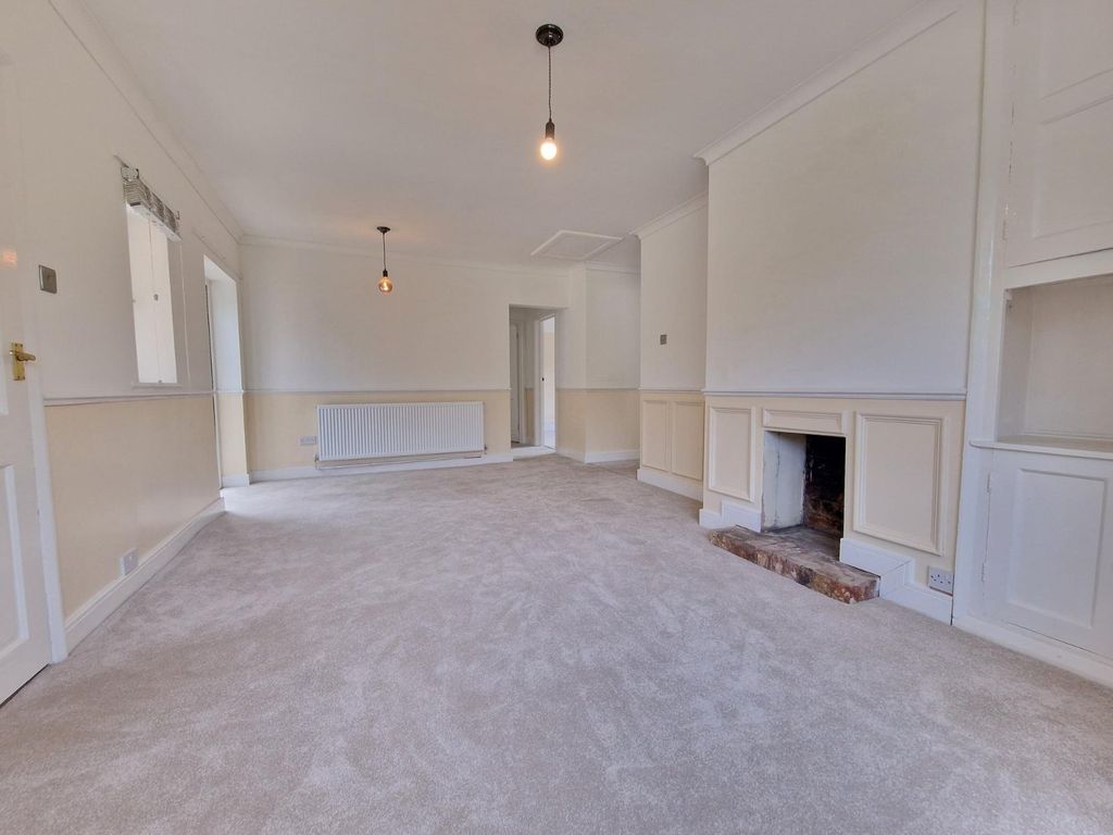 Property photo 2 of 11 Picture No. 22
