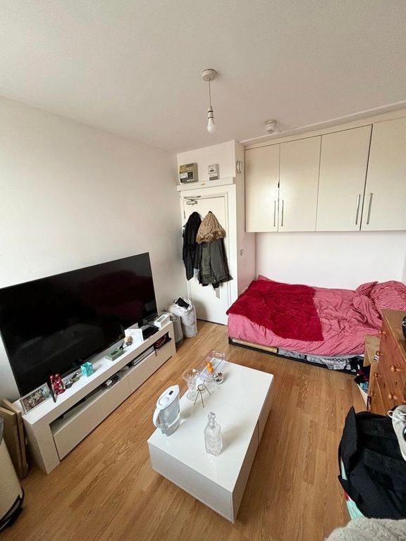 Property photo 2 of 4